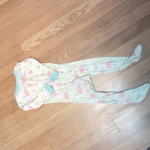 12-18mo long sleeve pajama bundle - Picture 4 of 15